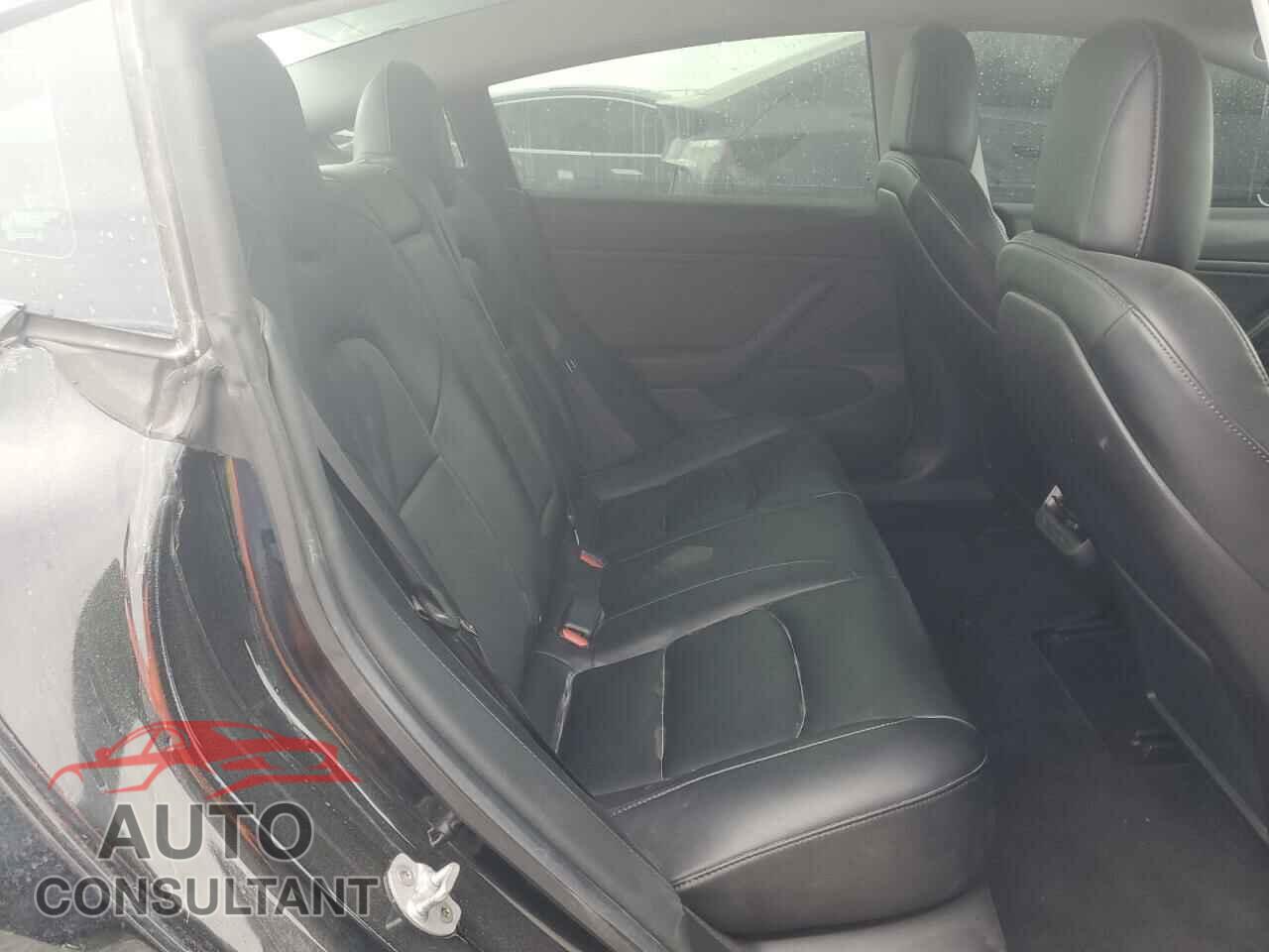 TESLA MODEL 3 2019 - 5YJ3E1EB4KF384304