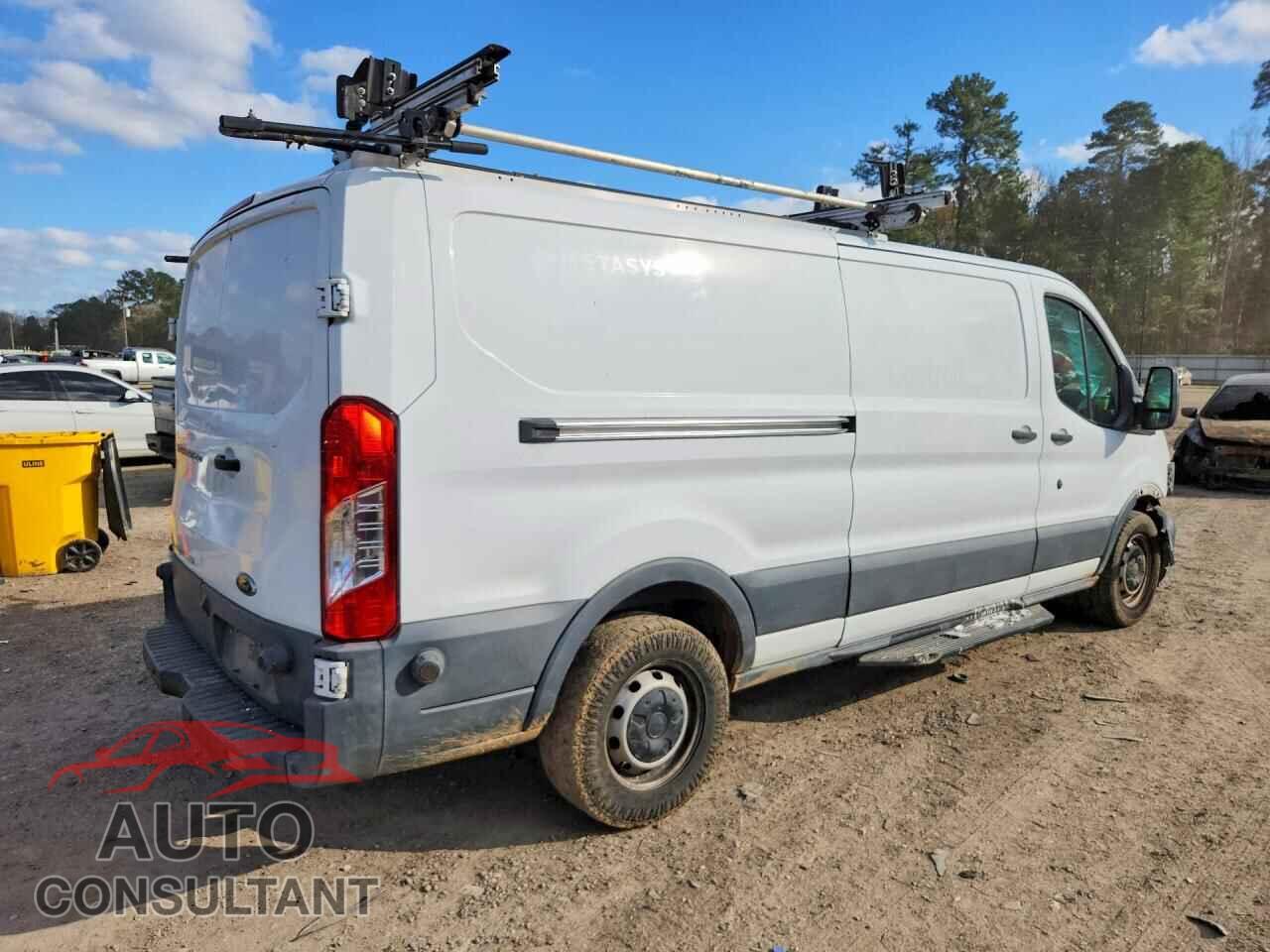 FORD TRANSIT 2017 - 1FTYR2YM4HKB51922