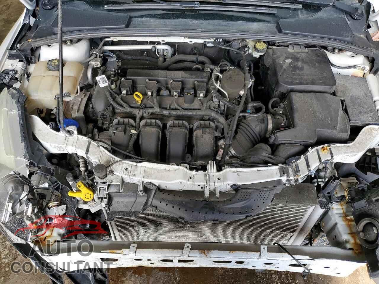 FORD FOCUS 2015 - 1FADP3F22FL383458