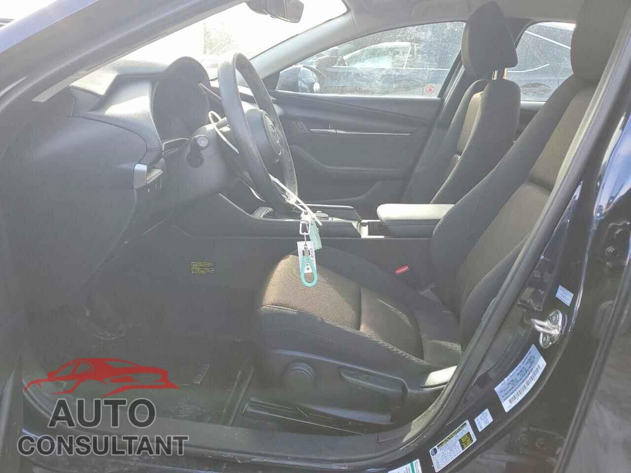 MAZDA 3 SELECT S 2025 - JM1BPABM4S1788353