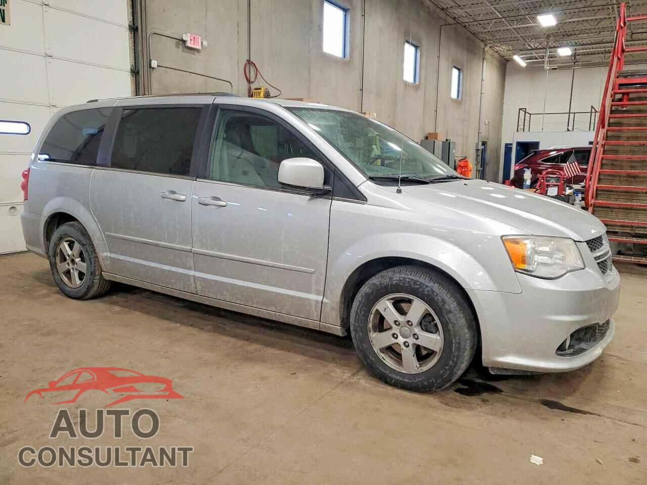 DODGE CARAVAN 2011 - 2D4RN5DG7BR755106