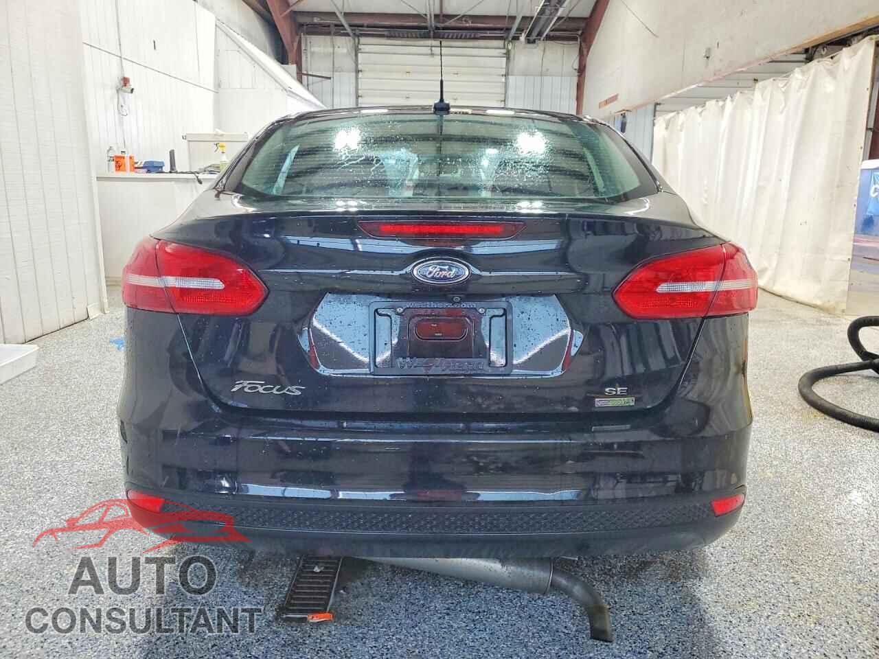 FORD FOCUS 2017 - 1FADP3FE7HL275849