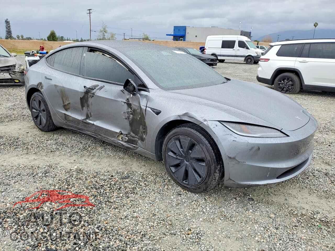 TESLA MODEL 3 2025 - 5YJ3E1EA1SF960065