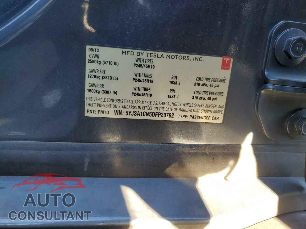 TESLA MODEL S 2013 - 5YJSA1CN5DFP20792