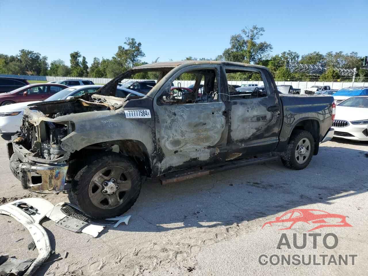 TOYOTA TUNDRA 2018 - 5TFDW5F15JX694867