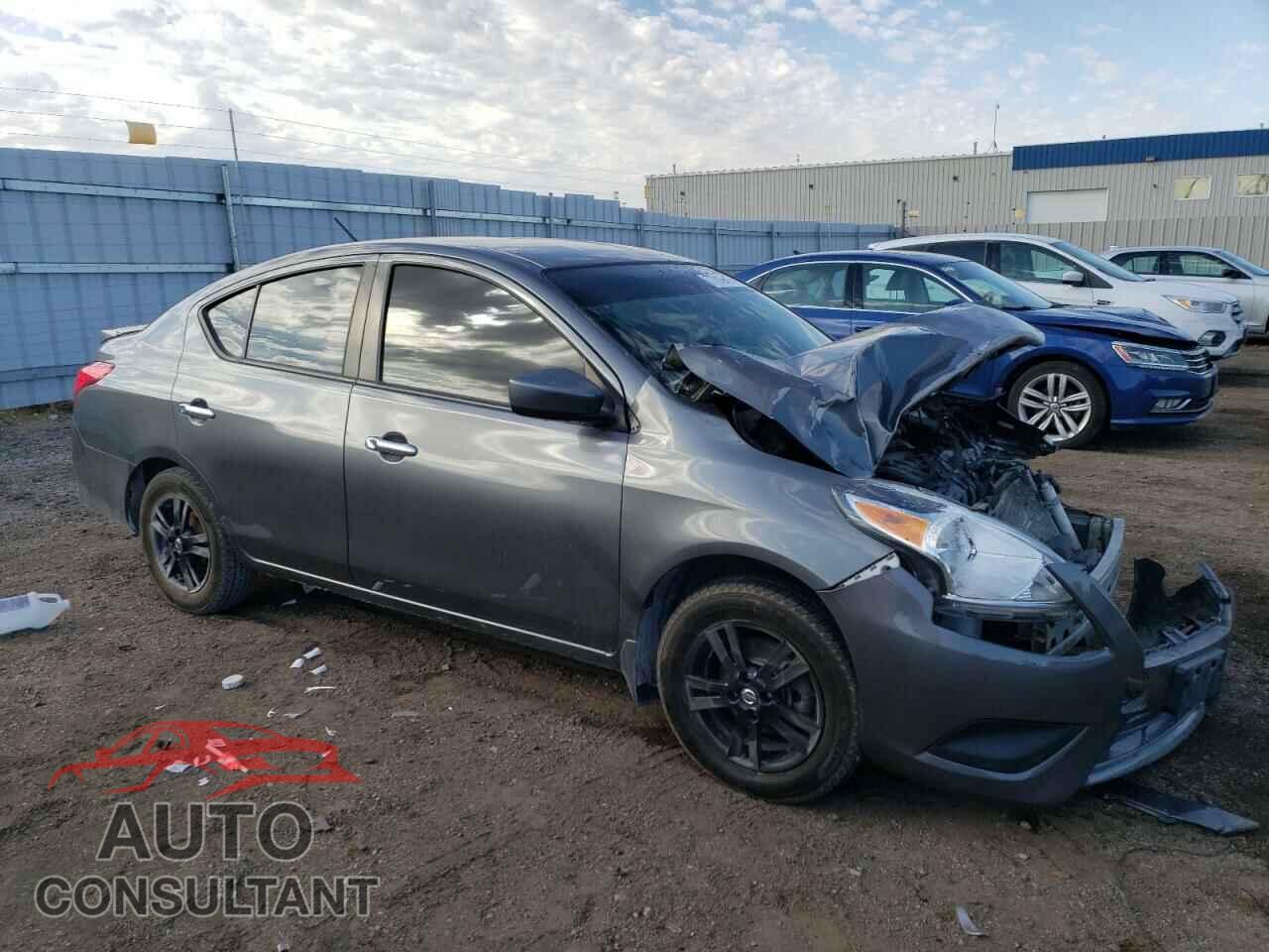 NISSAN VERSA 2019 - 3N1CN7AP3KL818110