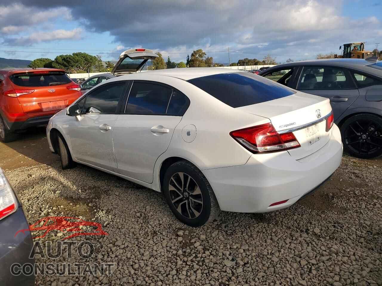 HONDA CIVIC 2015 - 19XFB2F83FE298587