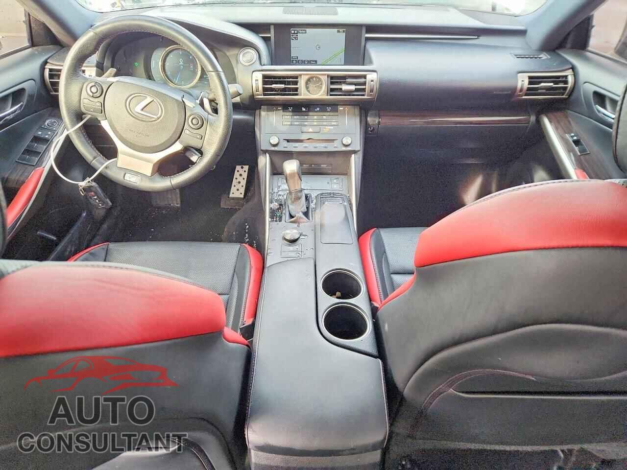 LEXUS IS 2015 - JTHCF1D25F5024270