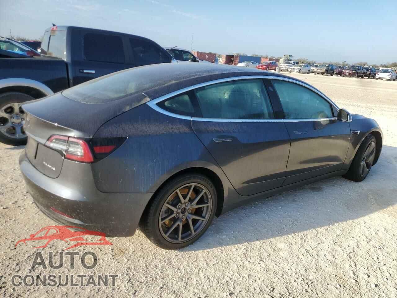 TESLA MODEL 3 2019 - 5YJ3E1EB5KF452142