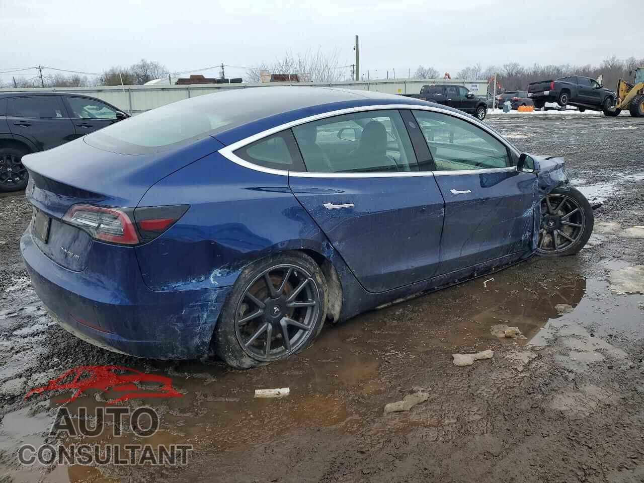 TESLA MODEL 3 2019 - 5YJ3E1EBXKF199464