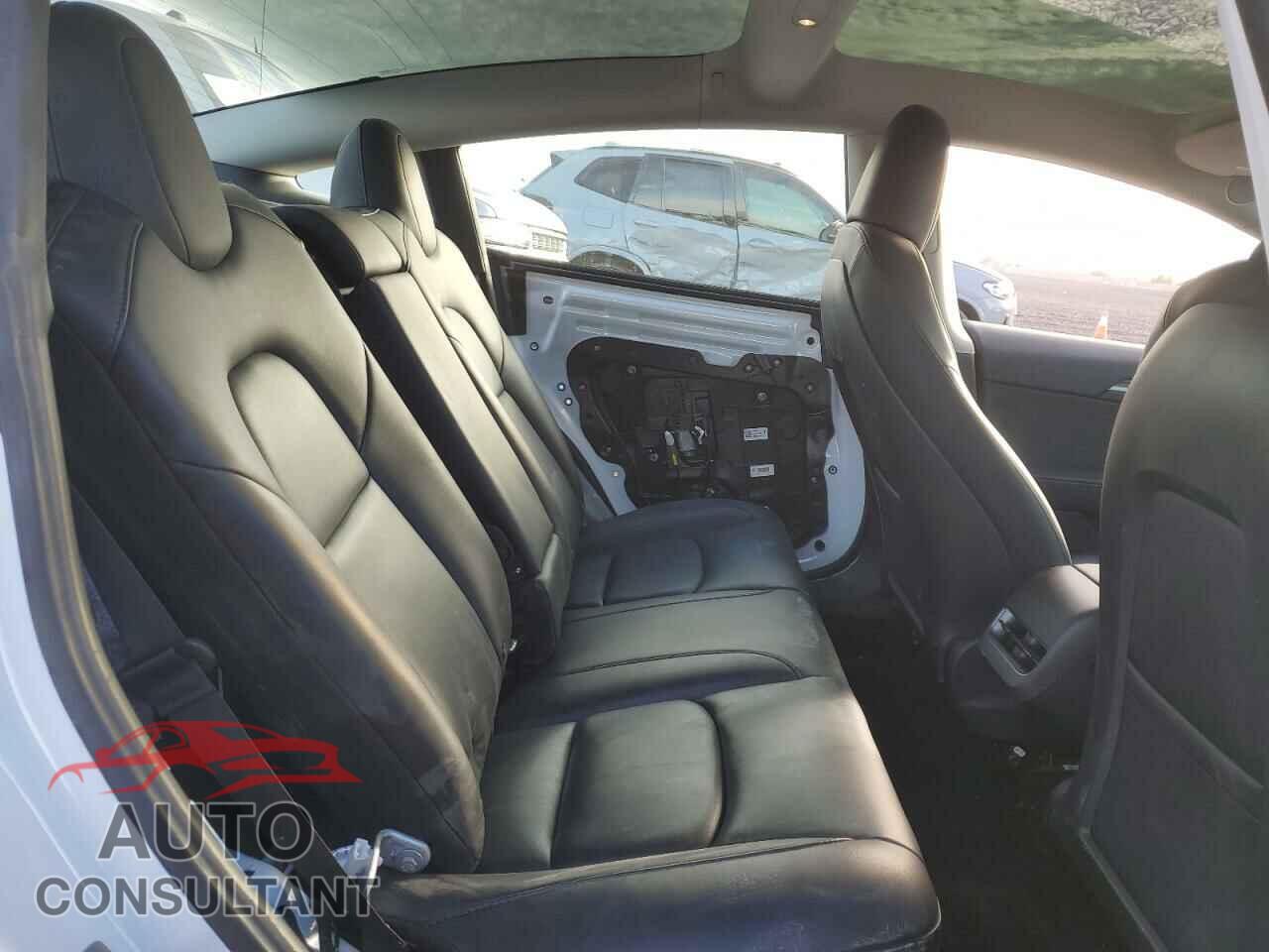 TESLA MODEL 3 2023 - 5YJ3E1EA7PF569591