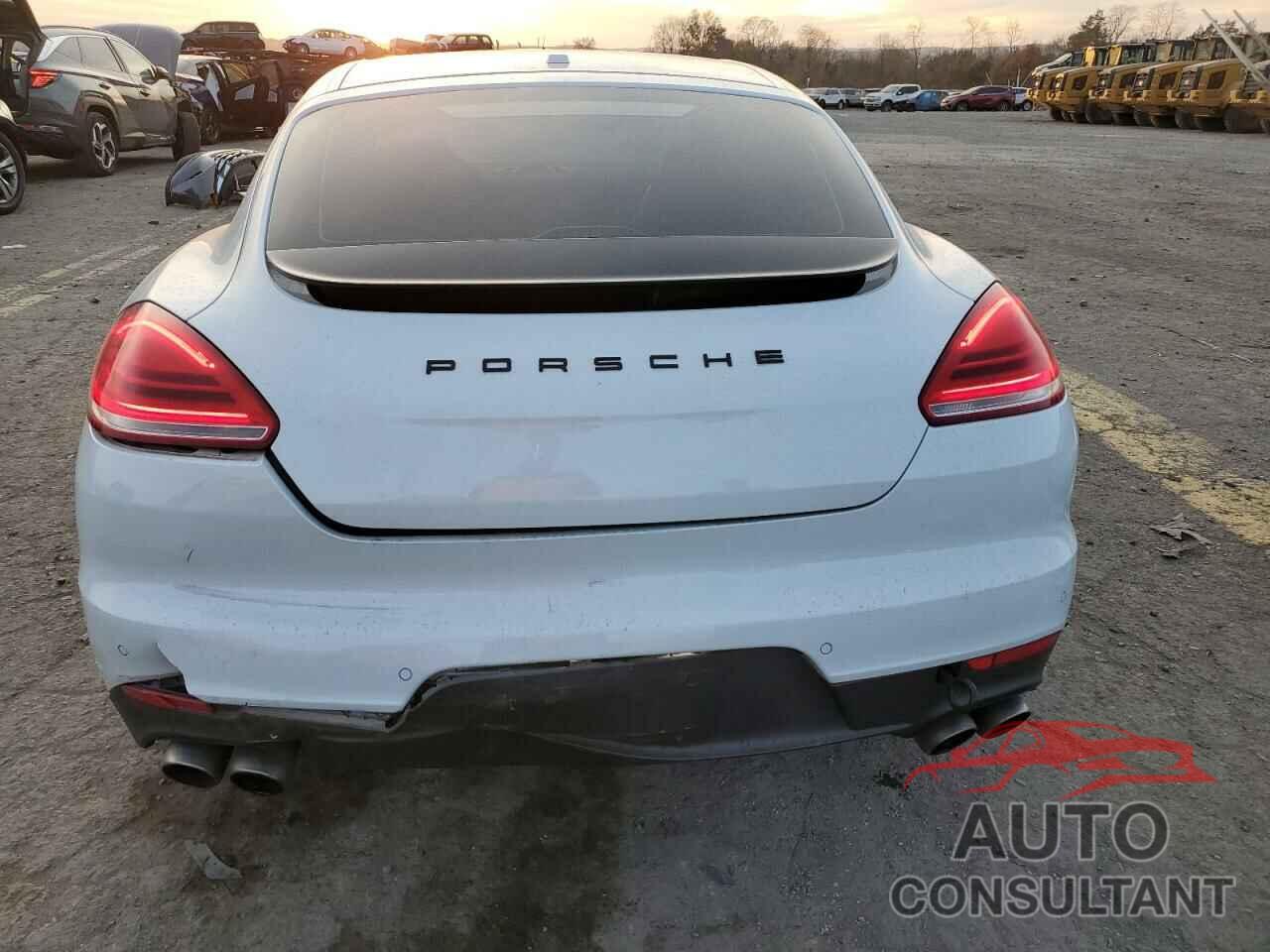 PORSCHE PANAMERA 2016 - WP0AB2A79GL050815