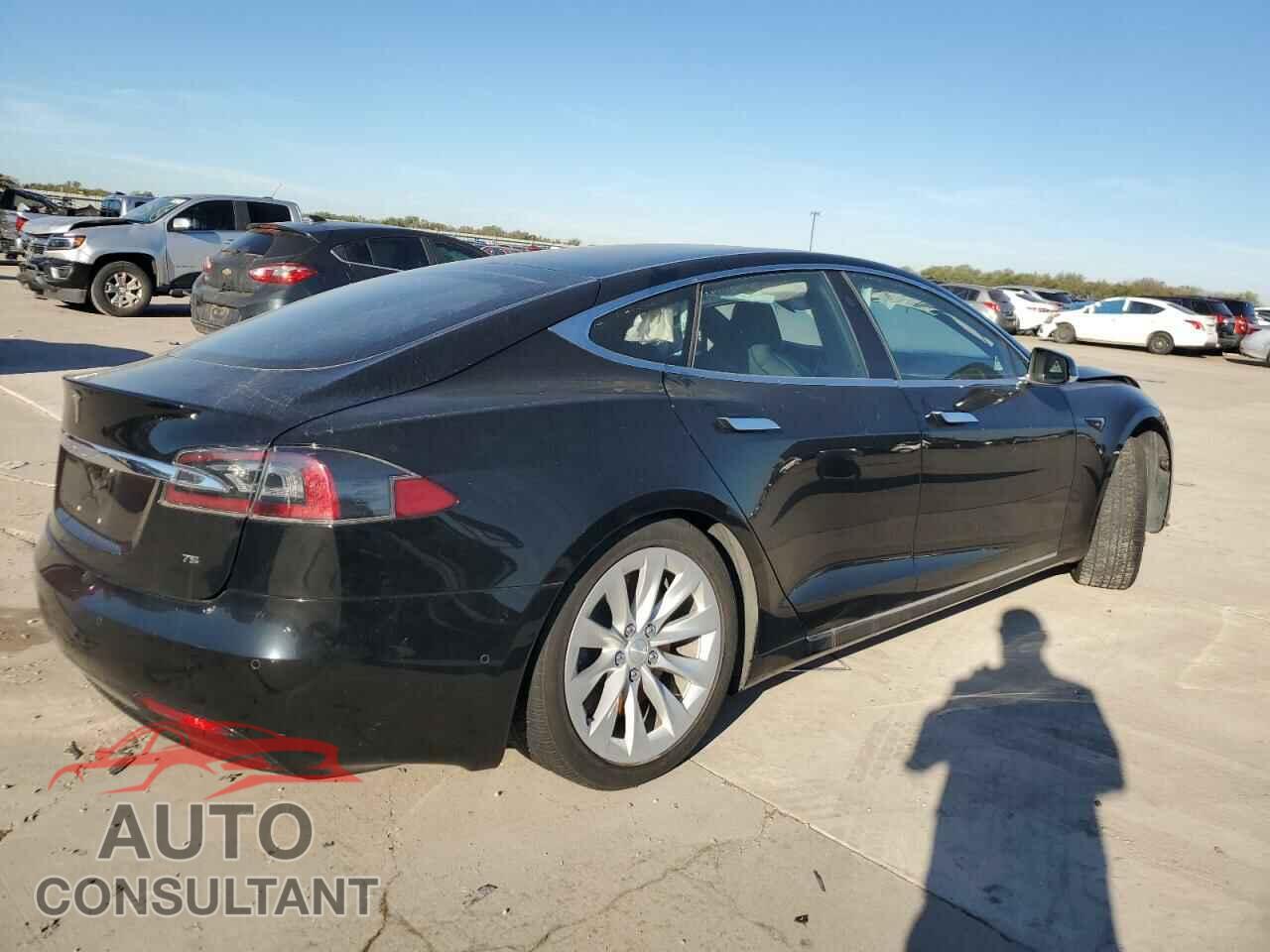 TESLA MODEL S 2017 - 5YJSA1E10HF209989