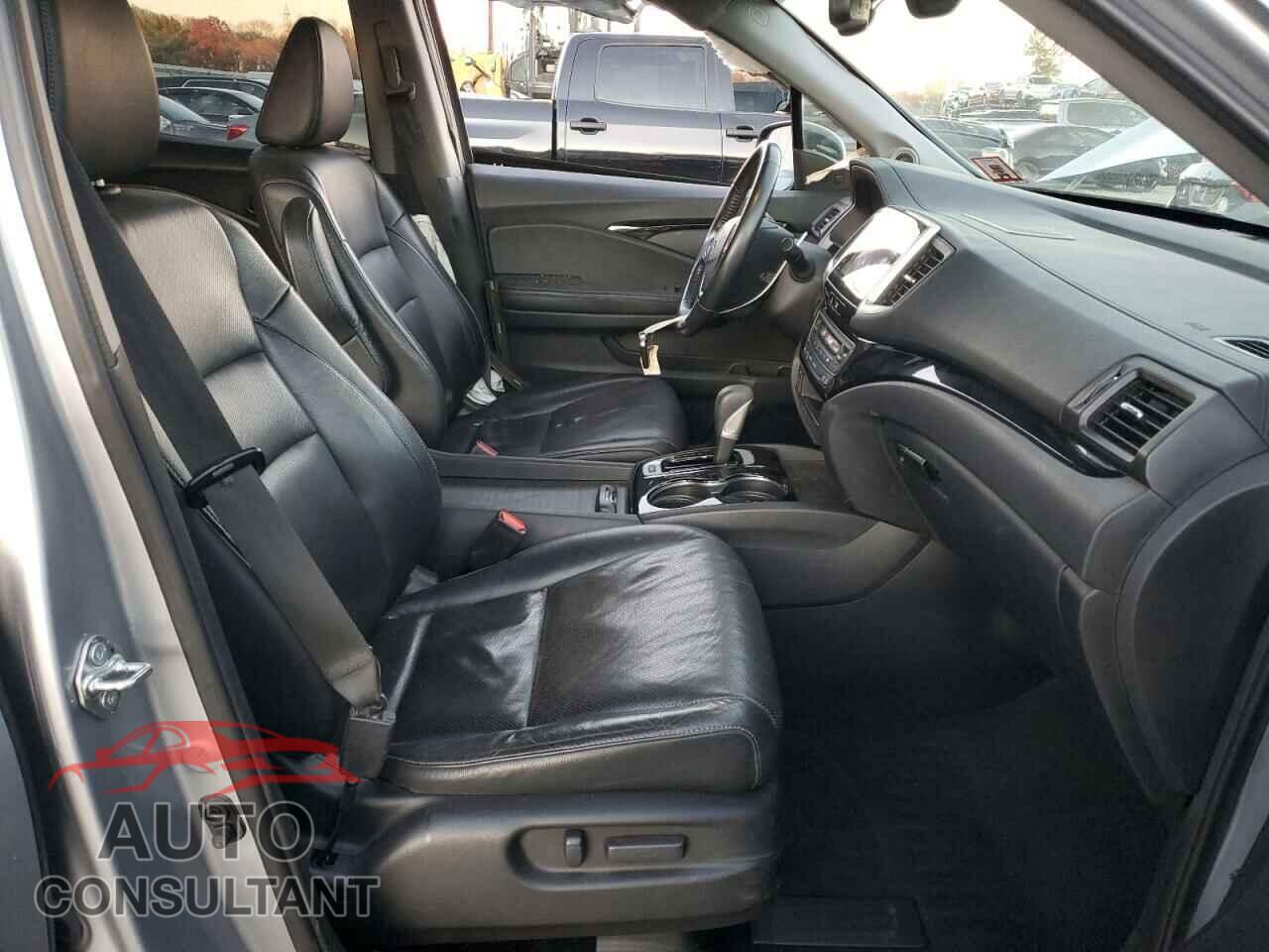 HONDA RIDGELINE 2018 - 5FPYK3F70JB002490