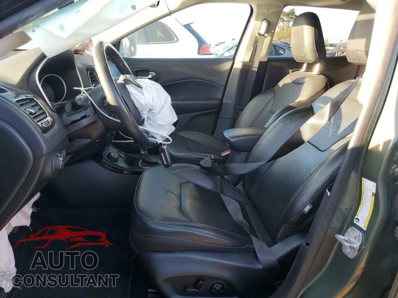 JEEP COMPASS 2020 - 3C4NJDCB3LT239055