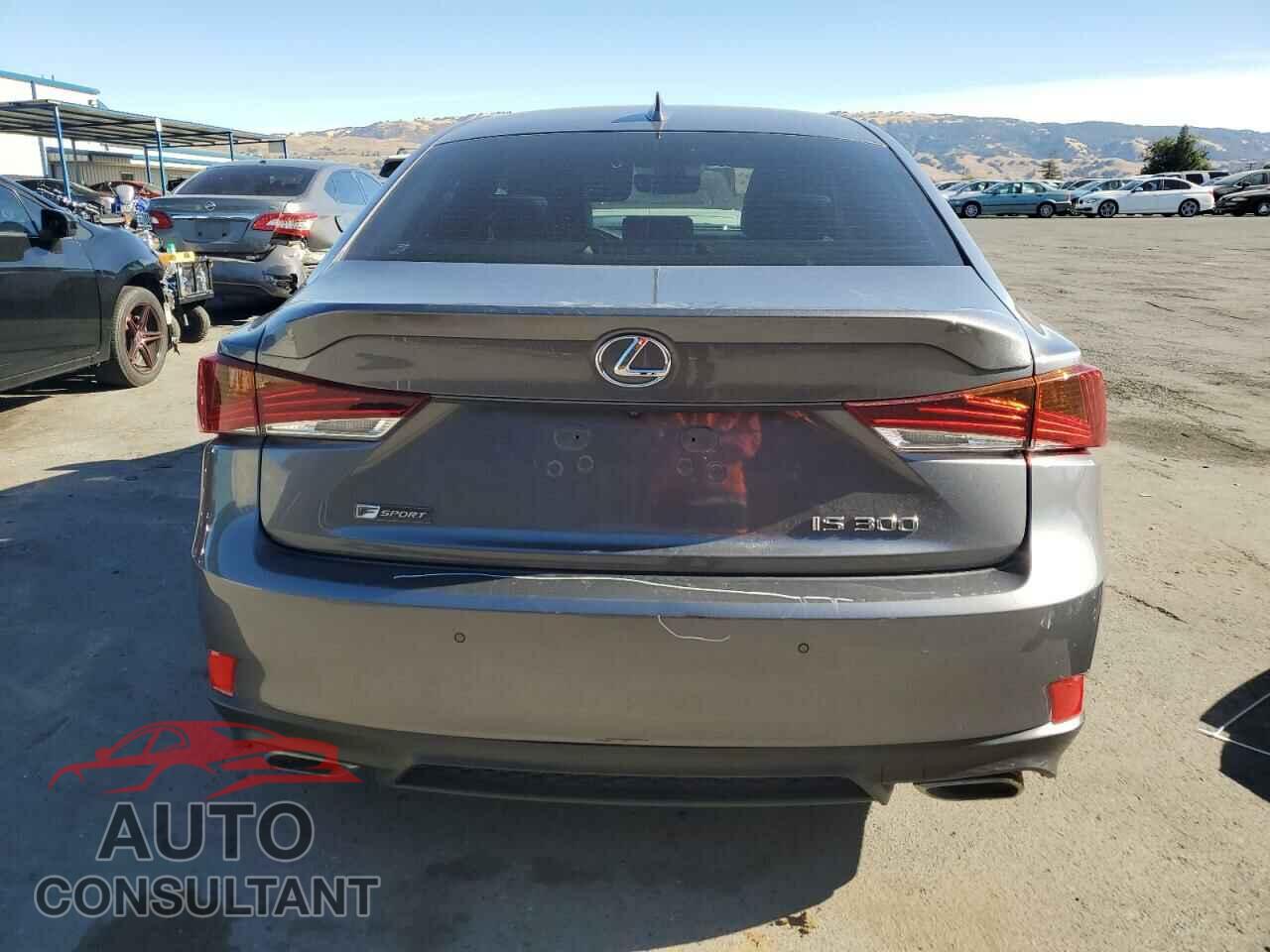 LEXUS IS 2019 - JTHBA1D20K5099897