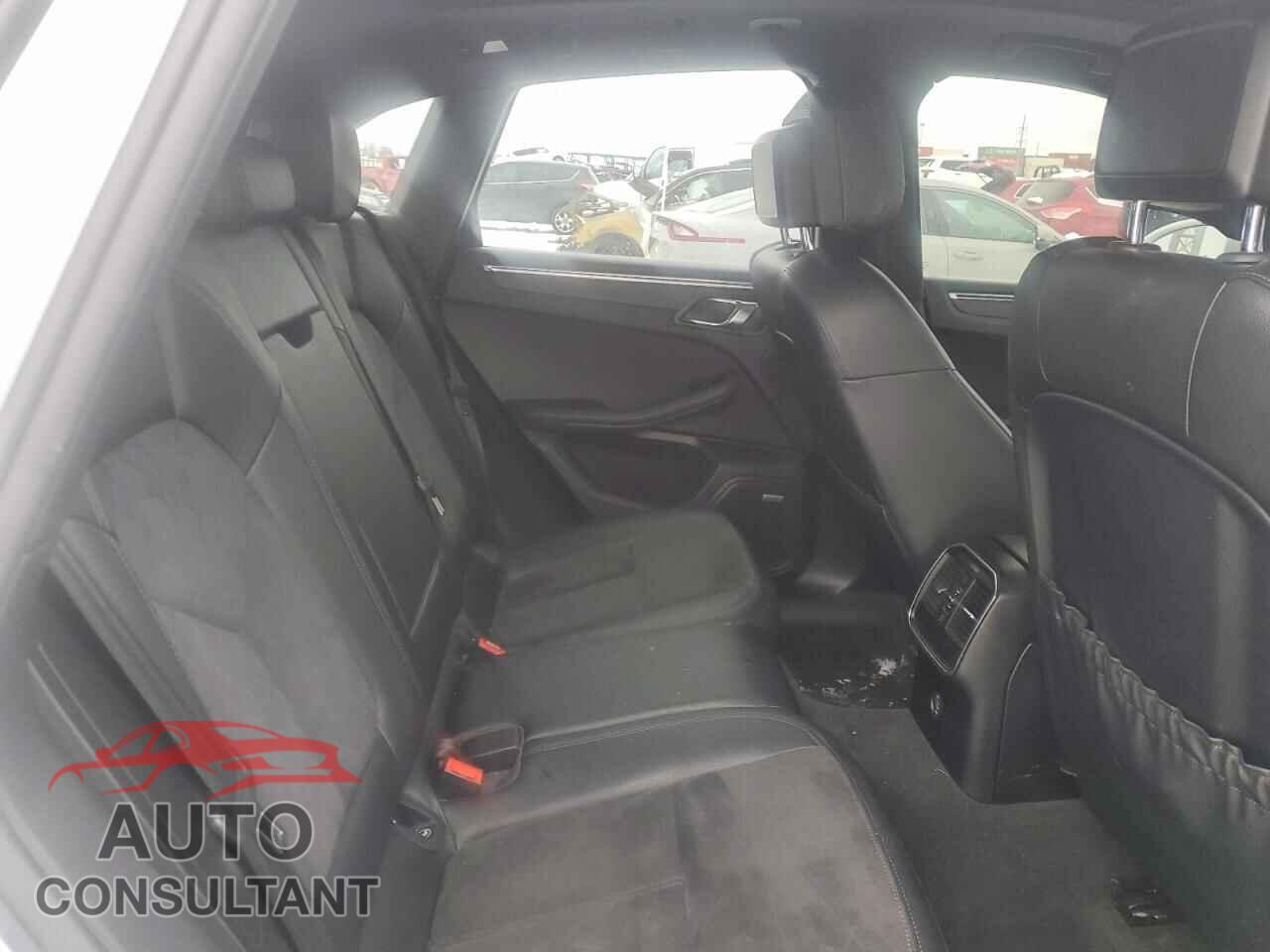 PORSCHE MACAN 2018 - WP1AA2A51JLB24087