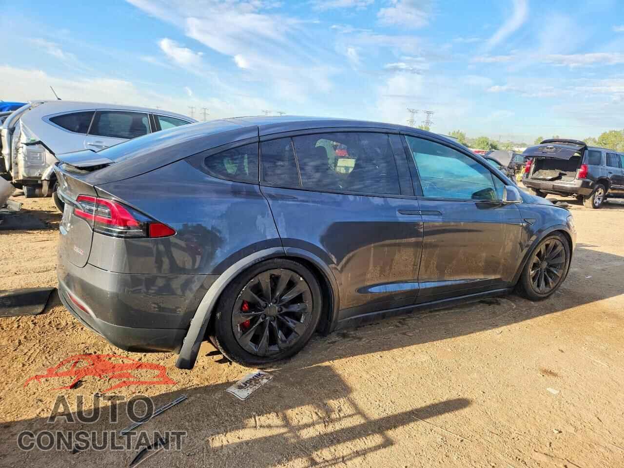 TESLA MODEL X 2016 - 5YJXCAE41GF000835