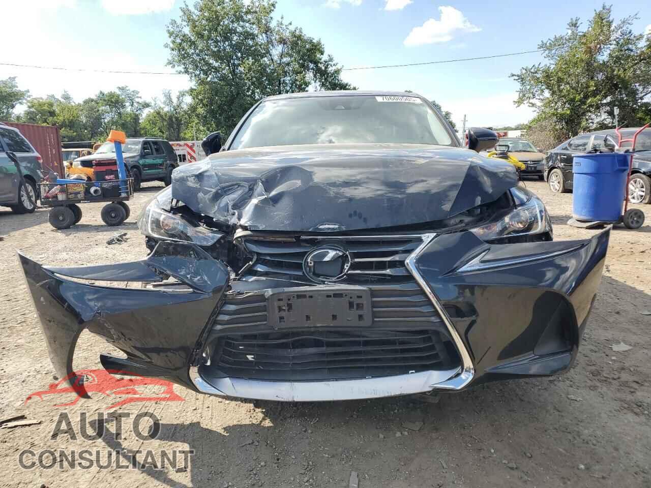 LEXUS IS 2017 - JTHCM1D29H5017623