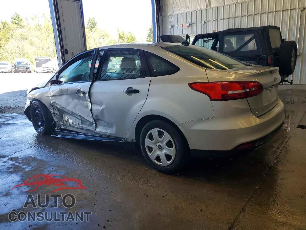 FORD FOCUS 2016 - 1FADP3E2XGL203405