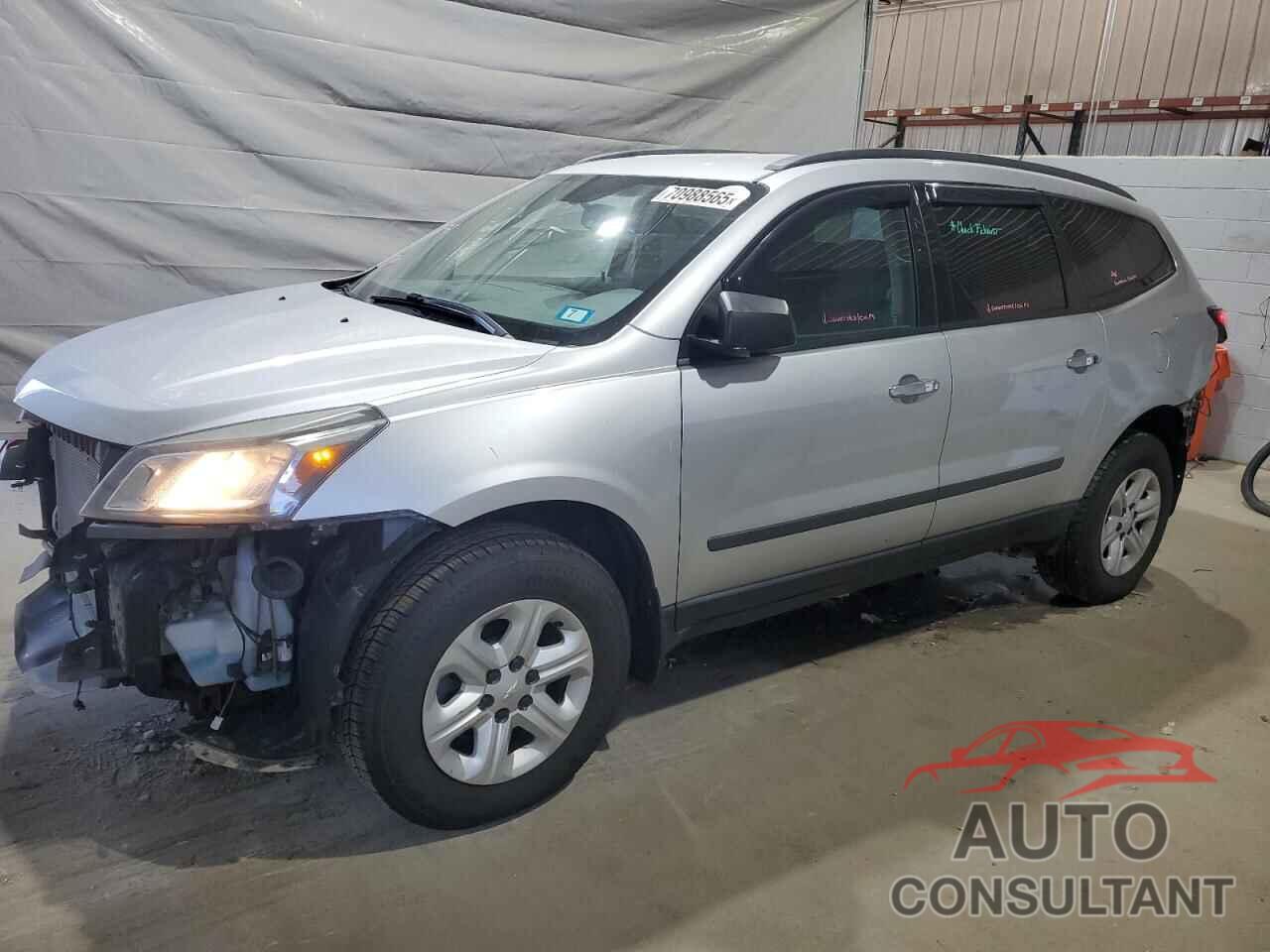 CHEVROLET TRAVERSE 2015 - 1GNKRFED9FJ349584