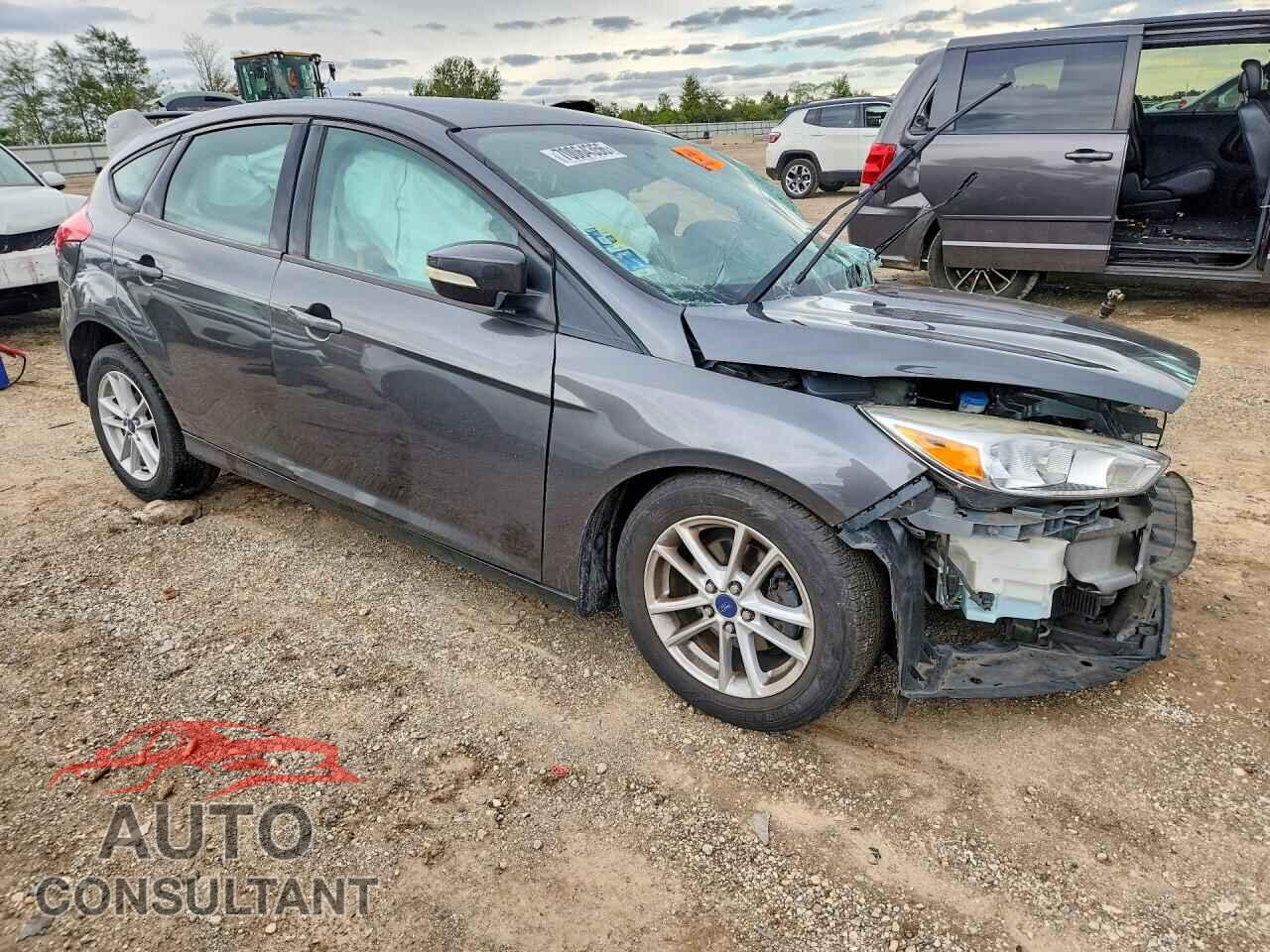 FORD FOCUS 2017 - 1FADP3K22HL302564