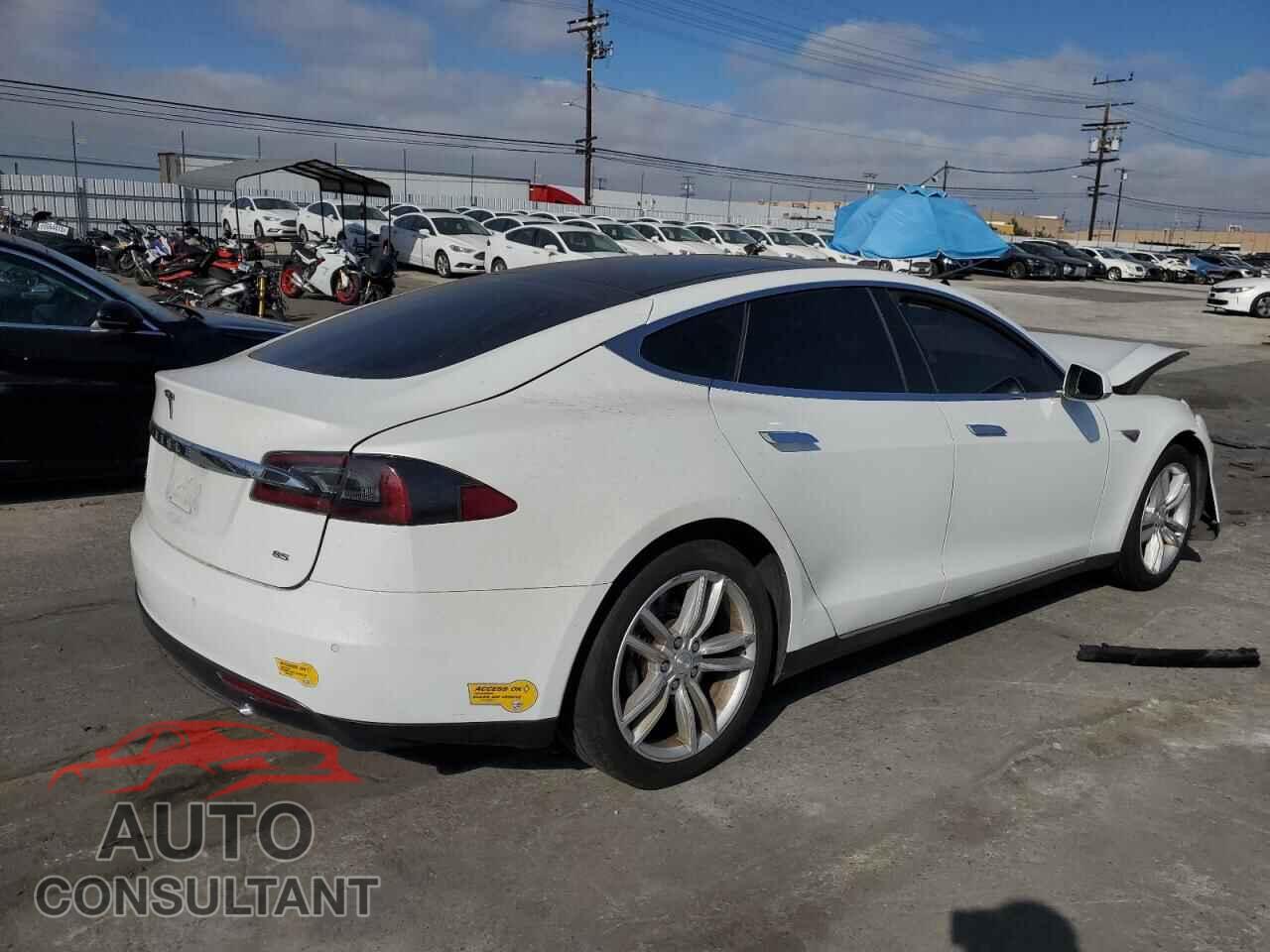 TESLA MODEL S 2013 - 5YJSA1CN6DFP27413