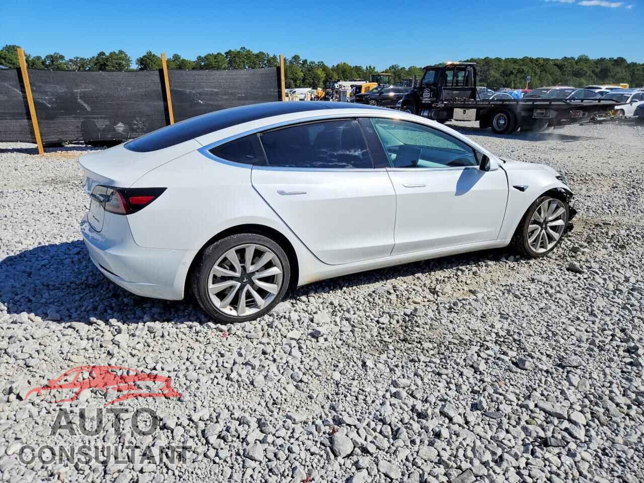 TESLA MODEL 3 2018 - 5YJ3E1EB8JF122493