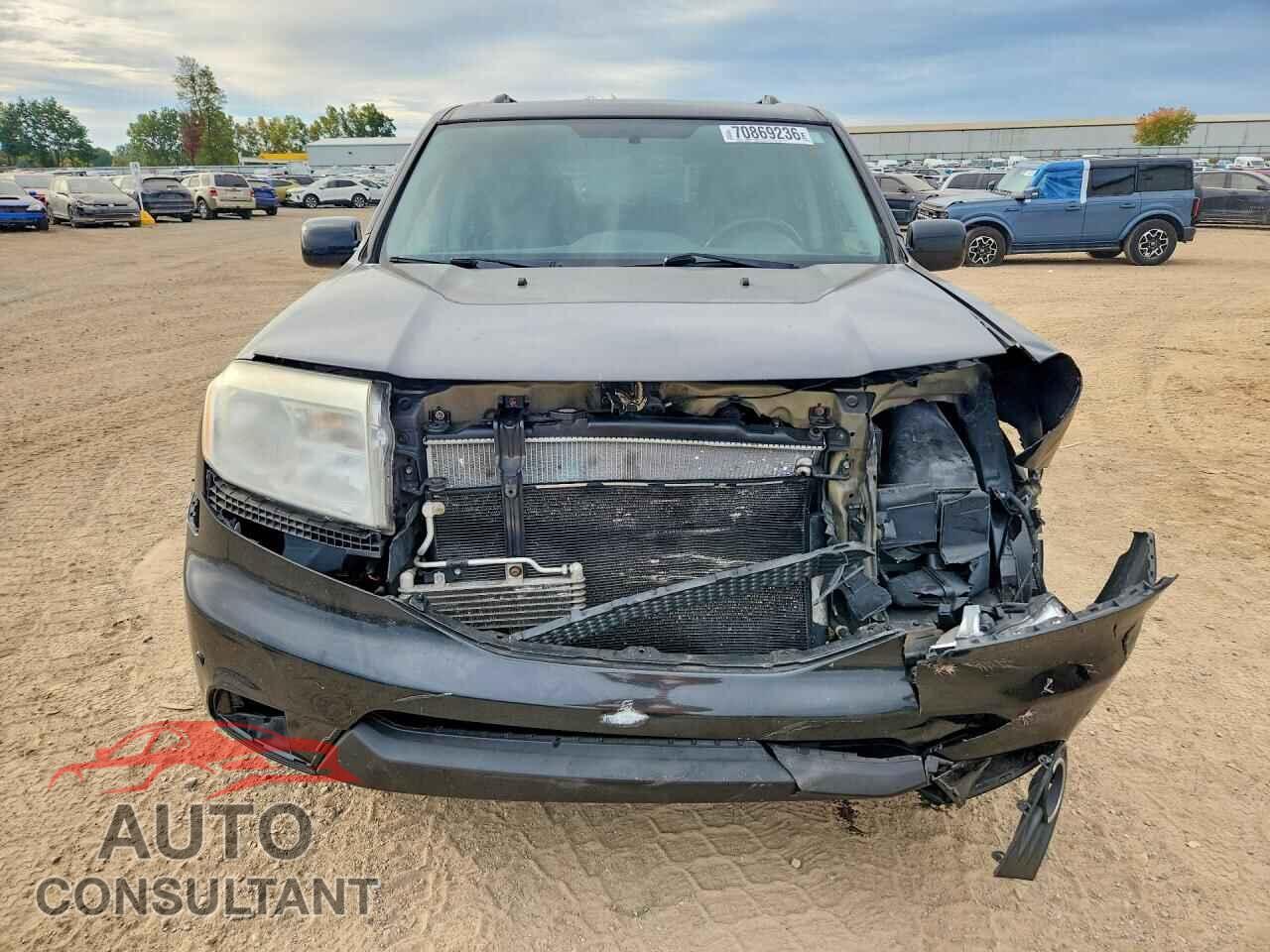 HONDA PILOT 2013 - 5FNYF4H94DB035448