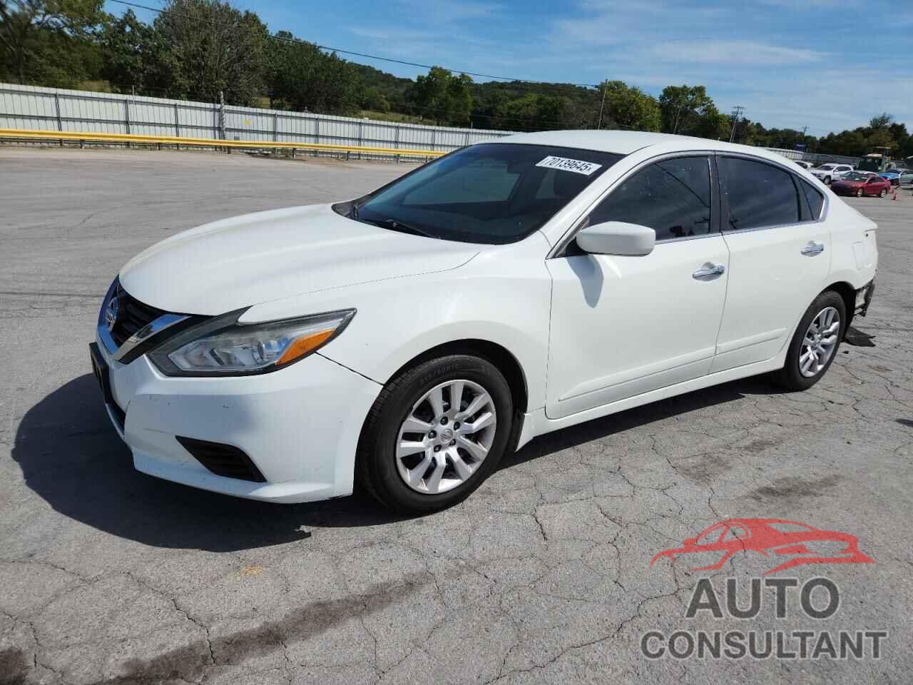 NISSAN ALTIMA 2017 - 1N4AL3AP2HN308445