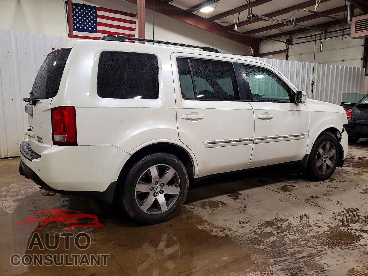 HONDA PILOT 2013 - 5FNYF4H92DB056122