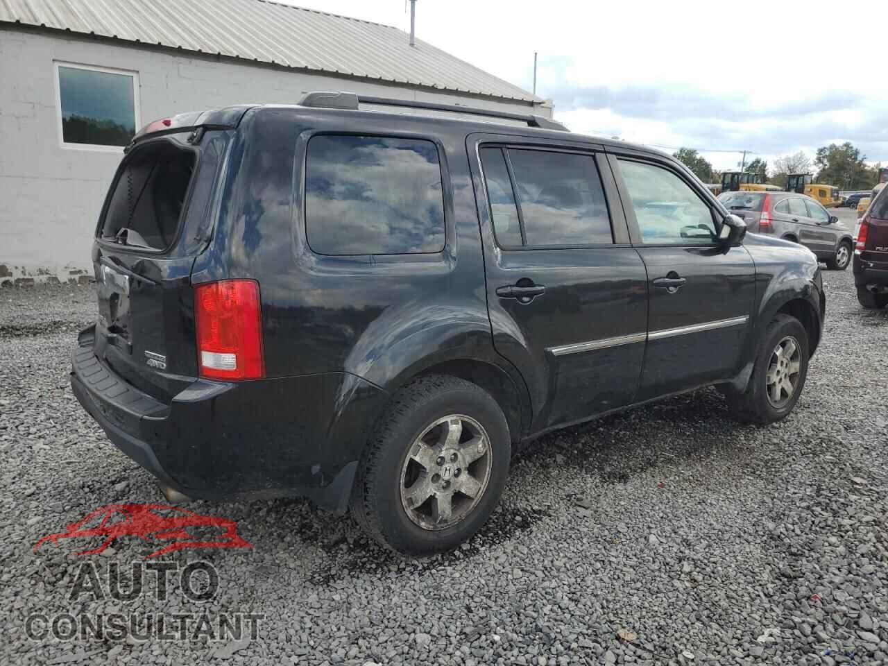 HONDA PILOT 2011 - 5FNYF4H93BB035986