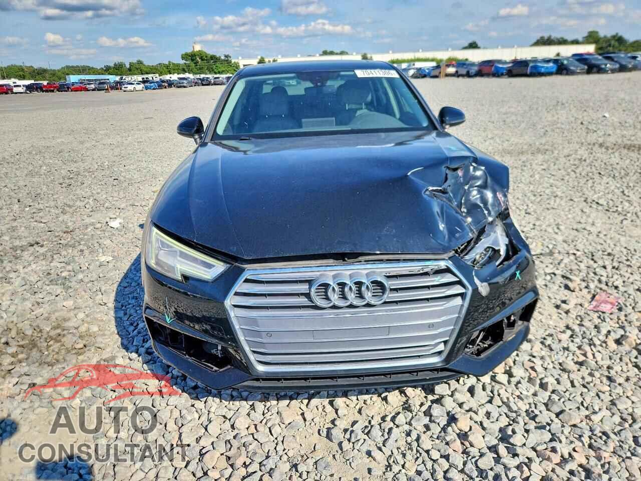 AUDI A4 2019 - WAUHMAF43KN004571