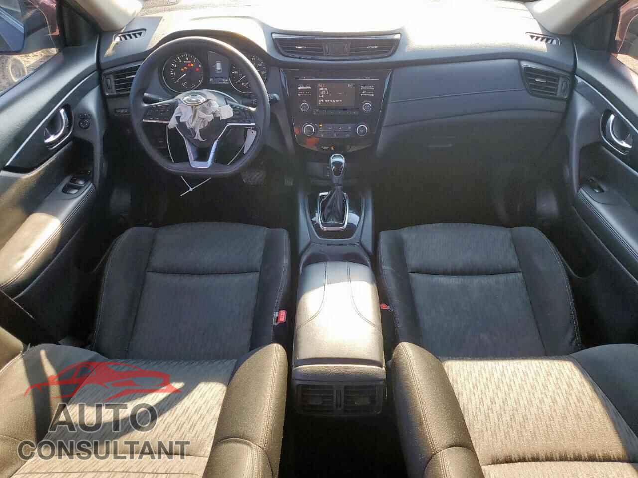 NISSAN ROGUE 2017 - KNMAT2MT3HP521633