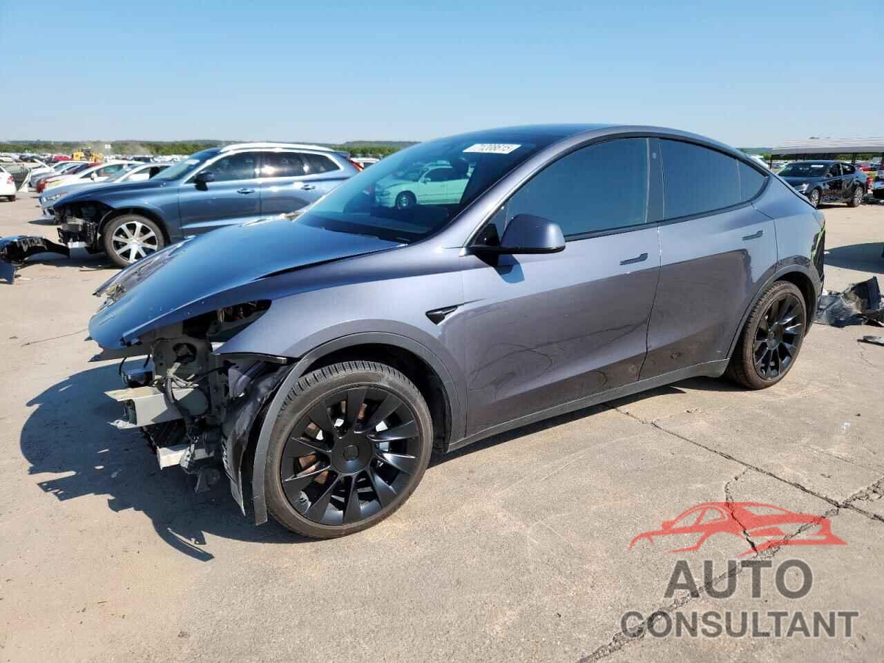 TESLA MODEL Y 2021 - 5YJYGDEE5MF074113