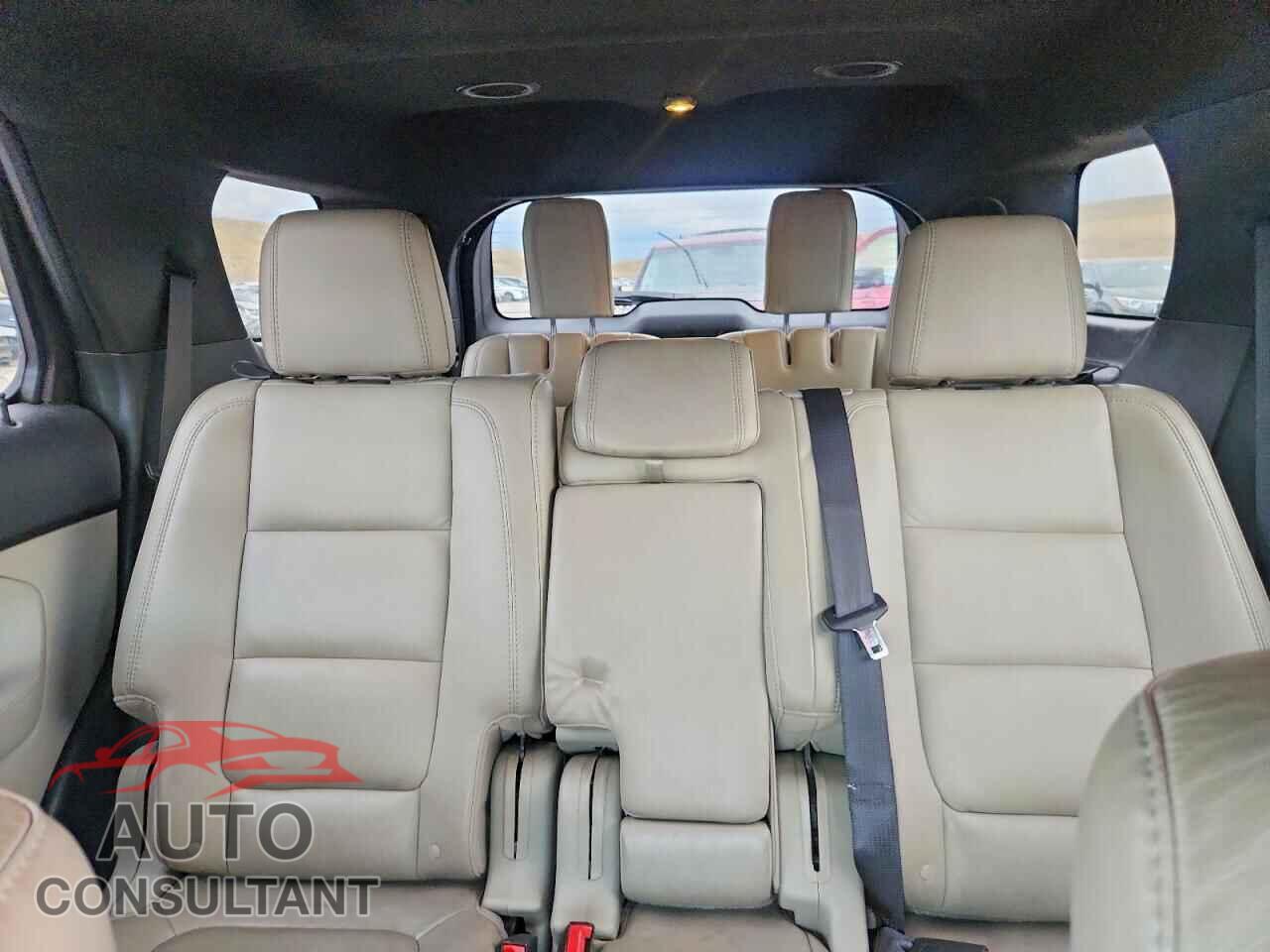 FORD EXPLORER 2015 - 1FM5K7F82FGA09560