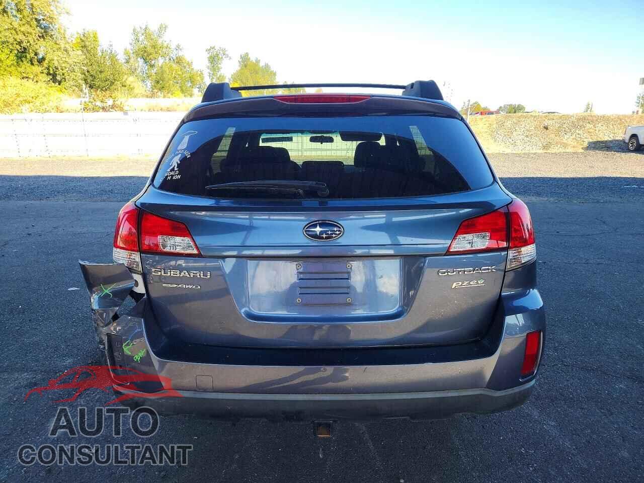 SUBARU OUTBACK 2013 - 4S4BRBCC8D1228761