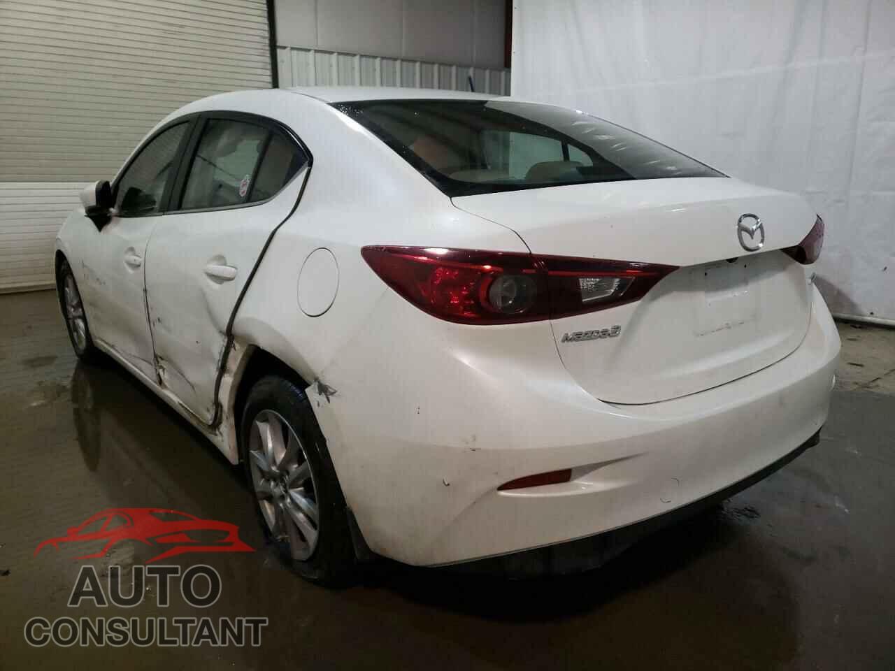 MAZDA 3 2018 - 3MZBN1U73JM164779