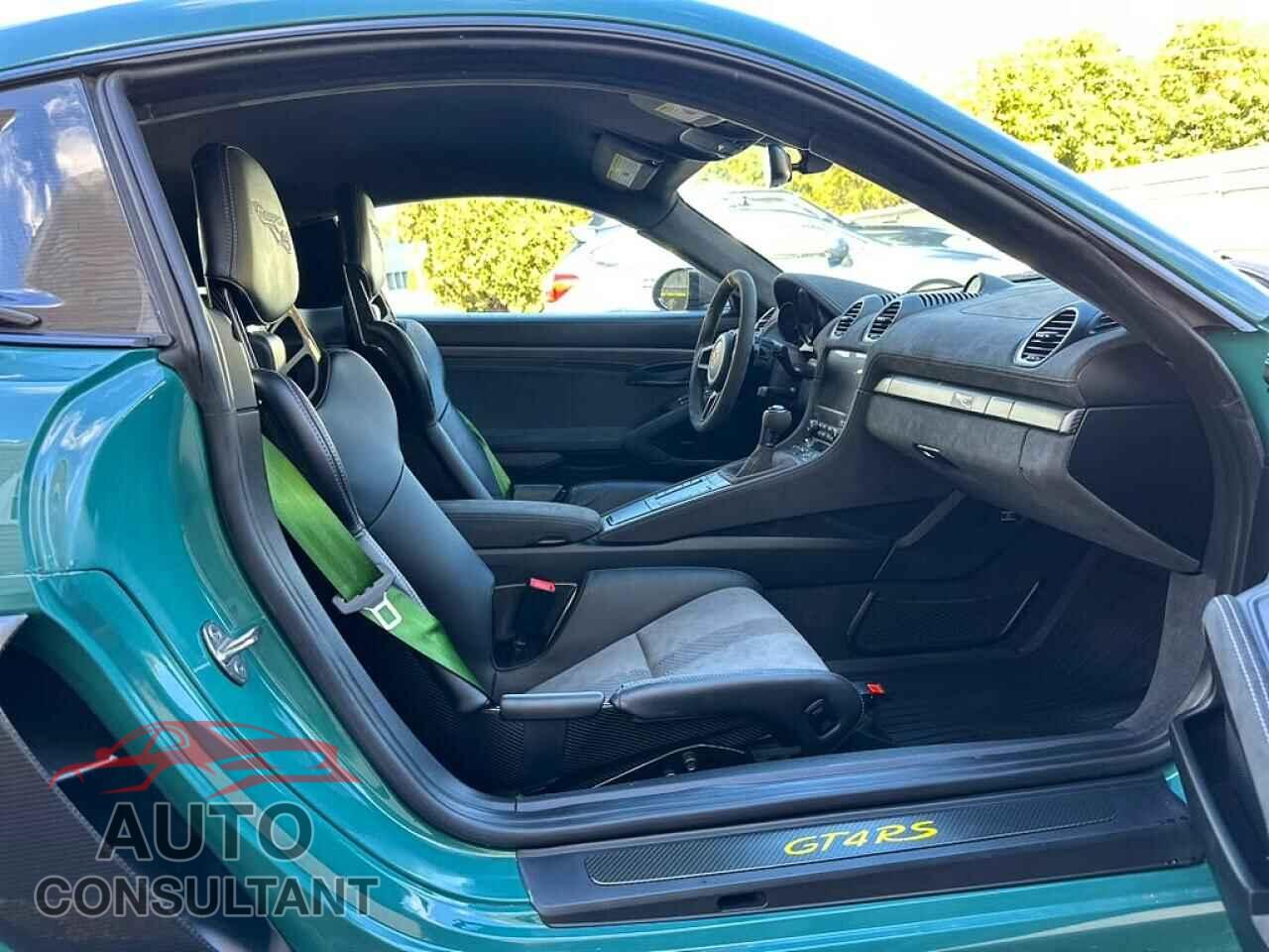 PORSCHE CAYMAN 2024 - WP0AE2A81RK274413