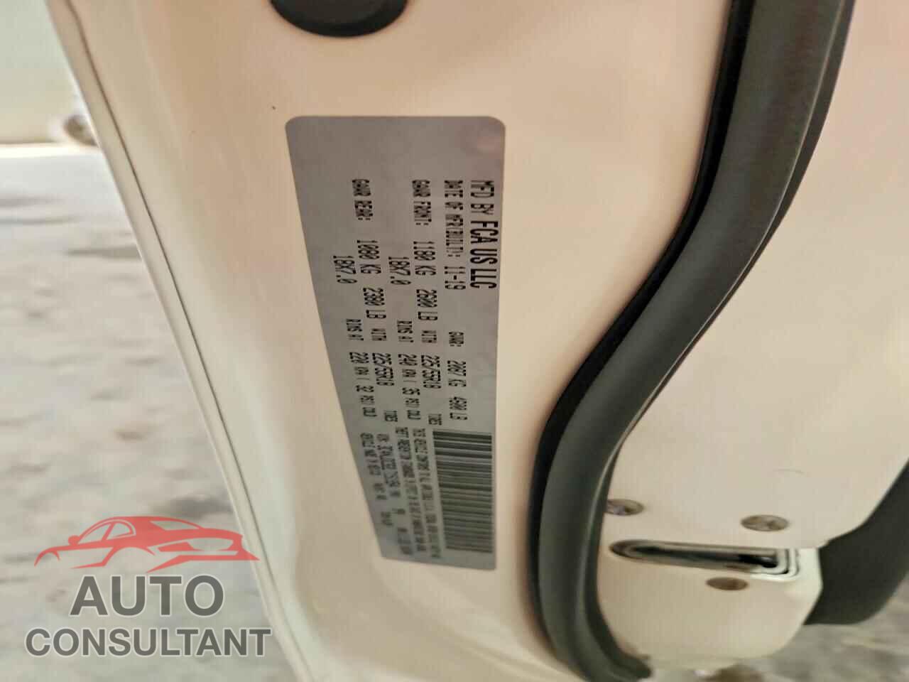 JEEP COMPASS 2020 - 3C4NJDCB2LT151954