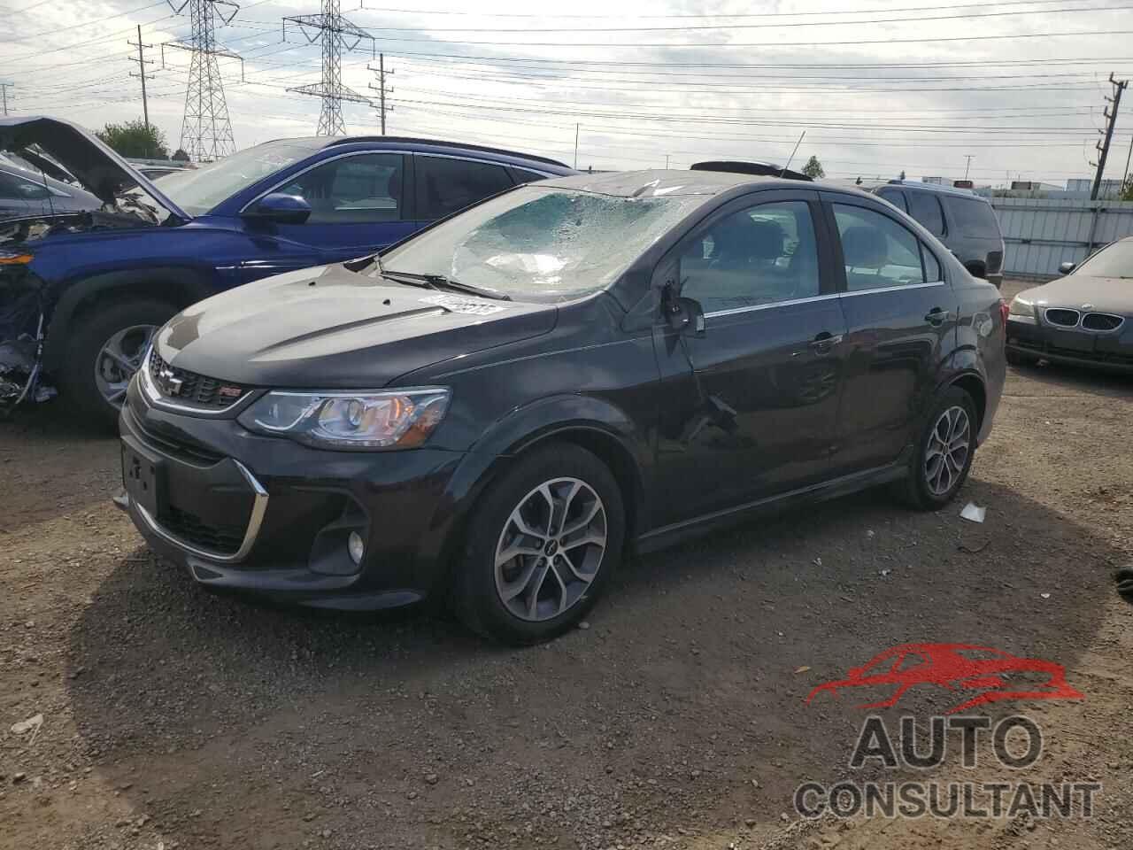 CHEVROLET SONIC 2018 - 1G1JD5SH2J4110351