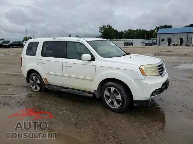 HONDA PILOT 2015 - 5FNYF3H38FB012246