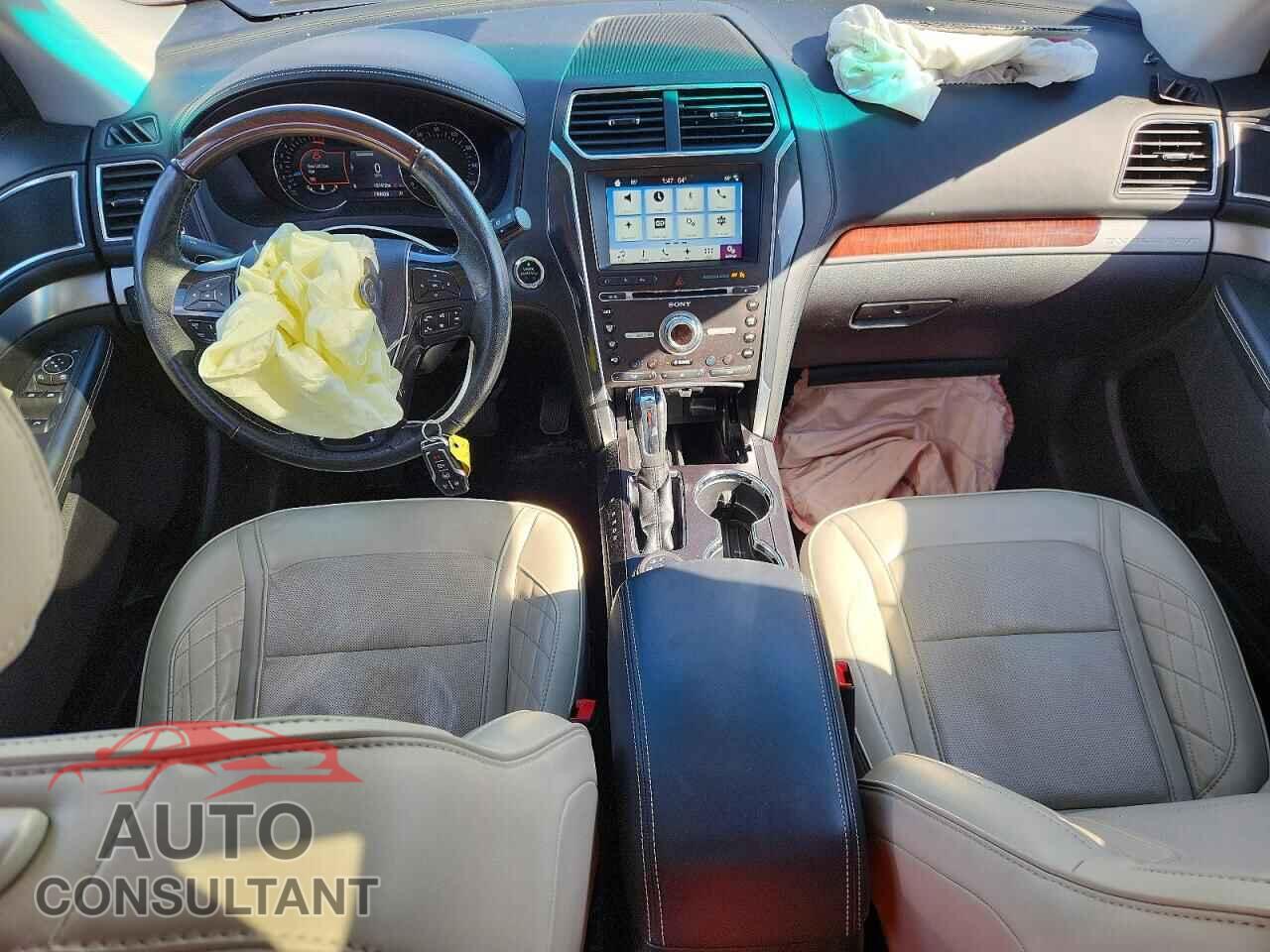 FORD EXPLORER 2017 - 1FM5K8HT2HGB20121