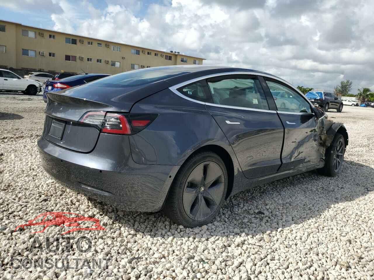 TESLA MODEL 3 2019 - 5YJ3E1EA5KF416233