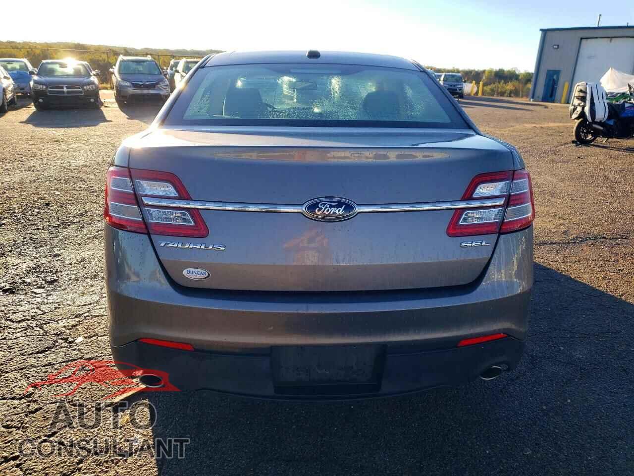 FORD TAURUS 2014 - 1FAHP2E82EG104261