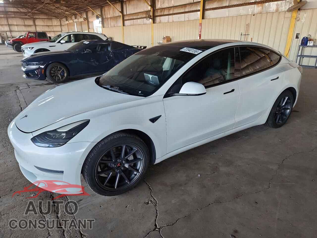 TESLA MODEL 3 2021 - 5YJ3E1EA4MF871853