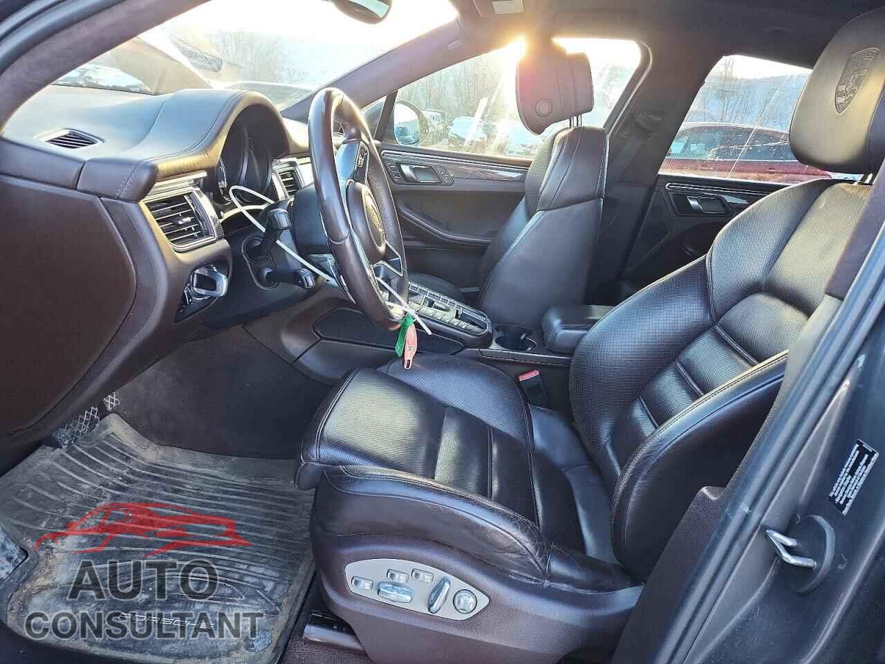 PORSCHE MACAN 2015 - WP1AF2A51FLB94049