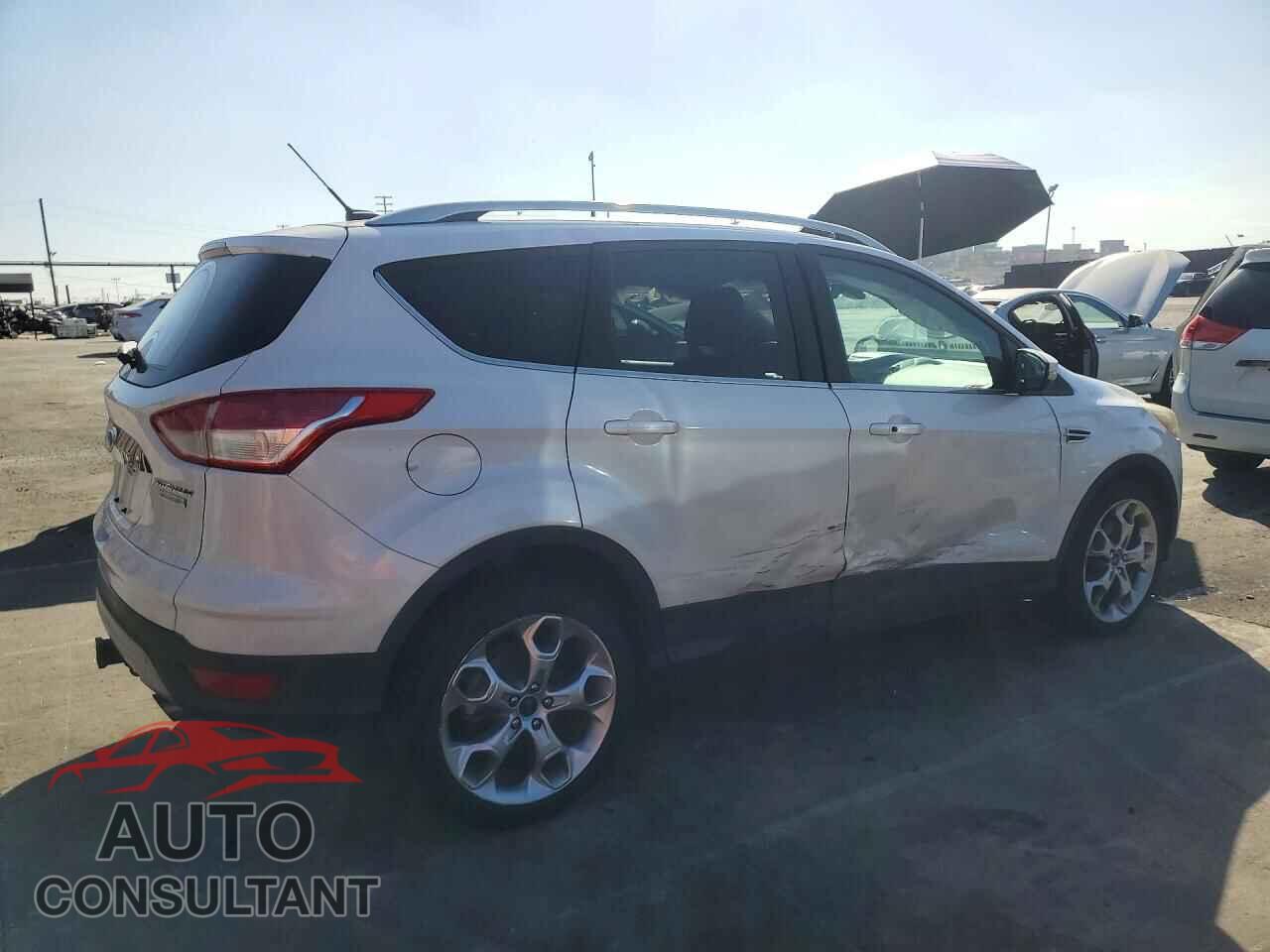 FORD ESCAPE 2015 - 1FMCU0J99FUC74583