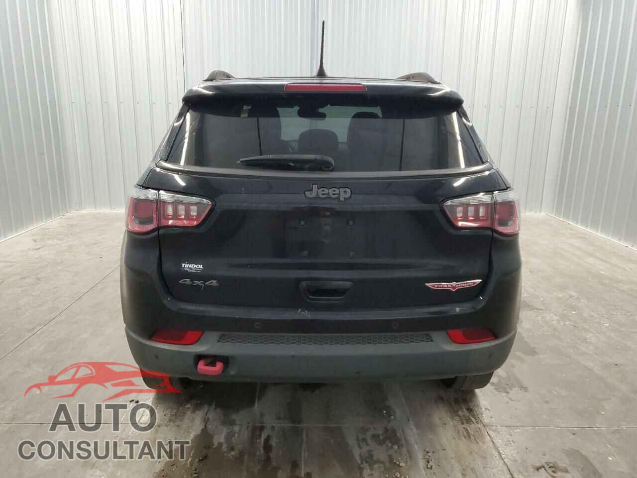 JEEP COMPASS 2018 - 3C4NJDDB8JT130568