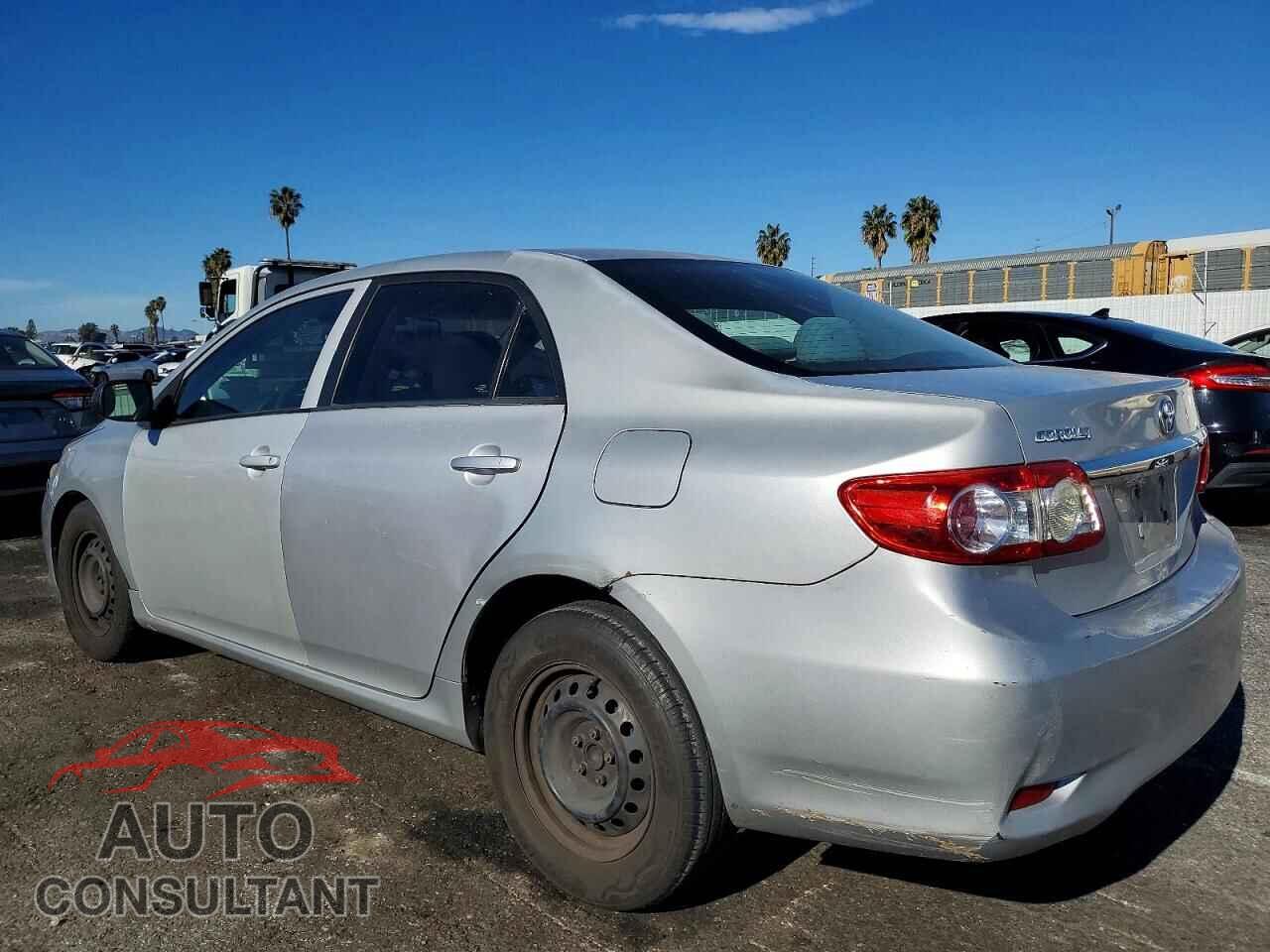 TOYOTA COROLLA 2013 - 2T1BU4EEXDC957062